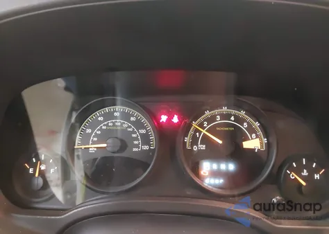 2014 Jeep Compass Sport z USA, uszkodzony, nr VIN 1C4NJDBB2ED880465